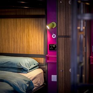 Dormitory Room Mixed