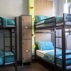 Dormitory Room Mixed